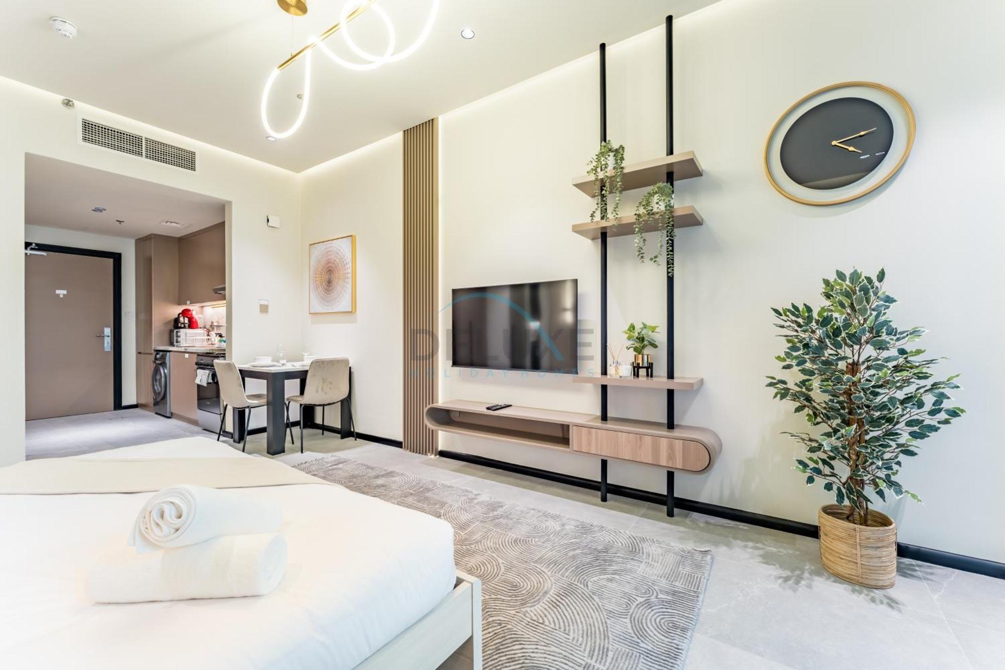 Near Major Tourist Destinations, Balcony Overlooking Community And Pool, Burj View Residence, Arjan Apartment *